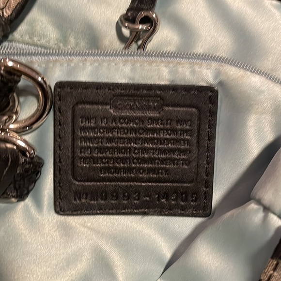 Authentic coach purse black and grey exterior with baby blue interior - Picture 5 of 5
